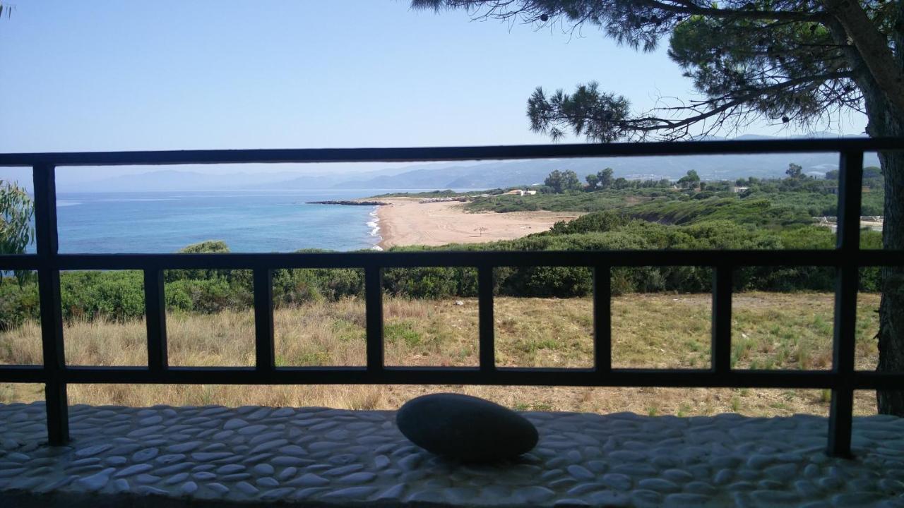 Villa Tzanetos Seaside Kyparissia Exterior foto